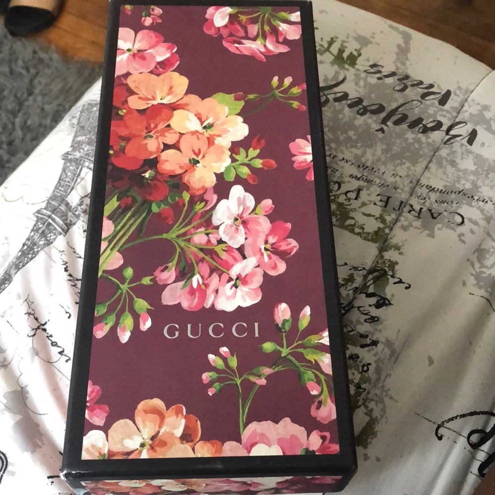 Women’s Gucci Flip Flops